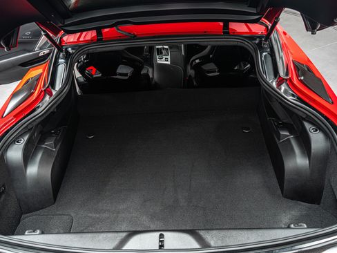 Used 2019 Chevrolet Corvette ZR1 RWD image 18