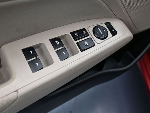 Used 2017 Hyundai Elantra Value Edition image 13