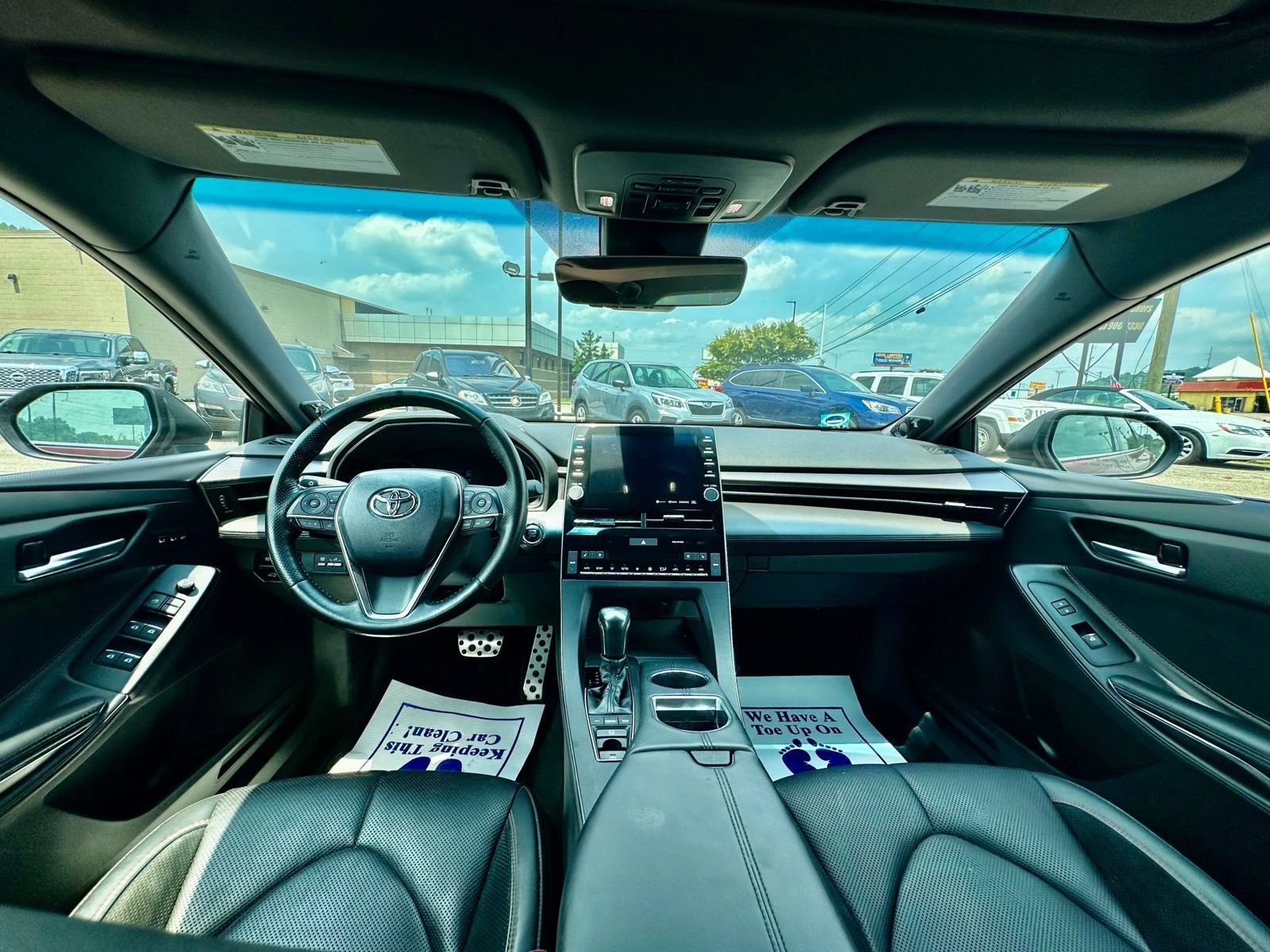 Used 2019 Toyota Avalon Touring w/ All Weather Liner Package FWD image 7