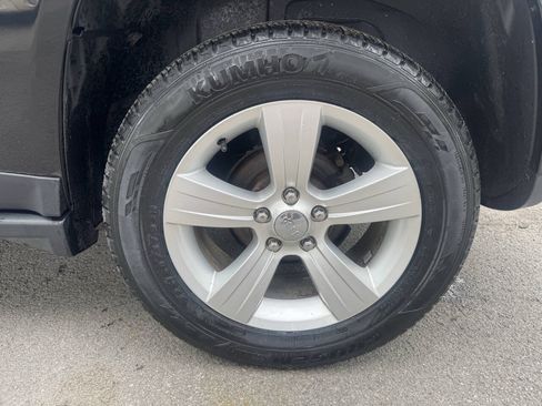 Used 2015 Jeep Compass High Altitude AWD/4WD image 10