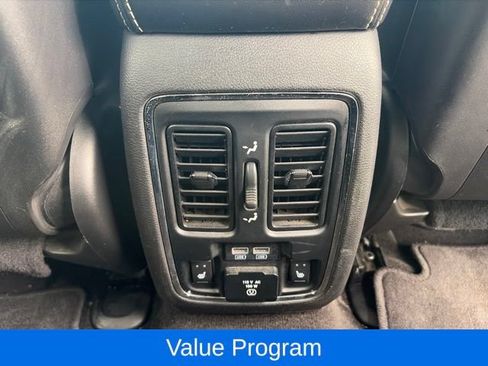 Used 2015 Jeep Grand Cherokee Limited AWD/4WD image 15