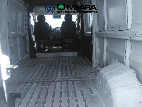 Used 2025 RAM ProMaster 2500 w/ Convenience Group FWD image 5