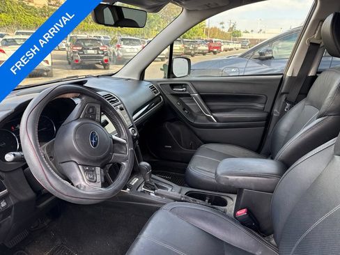 Used 2017 Subaru Forester 2.5i Touring AWD/4WD image 3