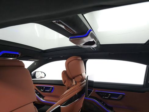 Certified 2024 Mercedes-Benz S 580 4MATIC Sedan image 27