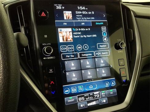 Used 2024 Subaru Crosstrek 2.0i Premium image 3