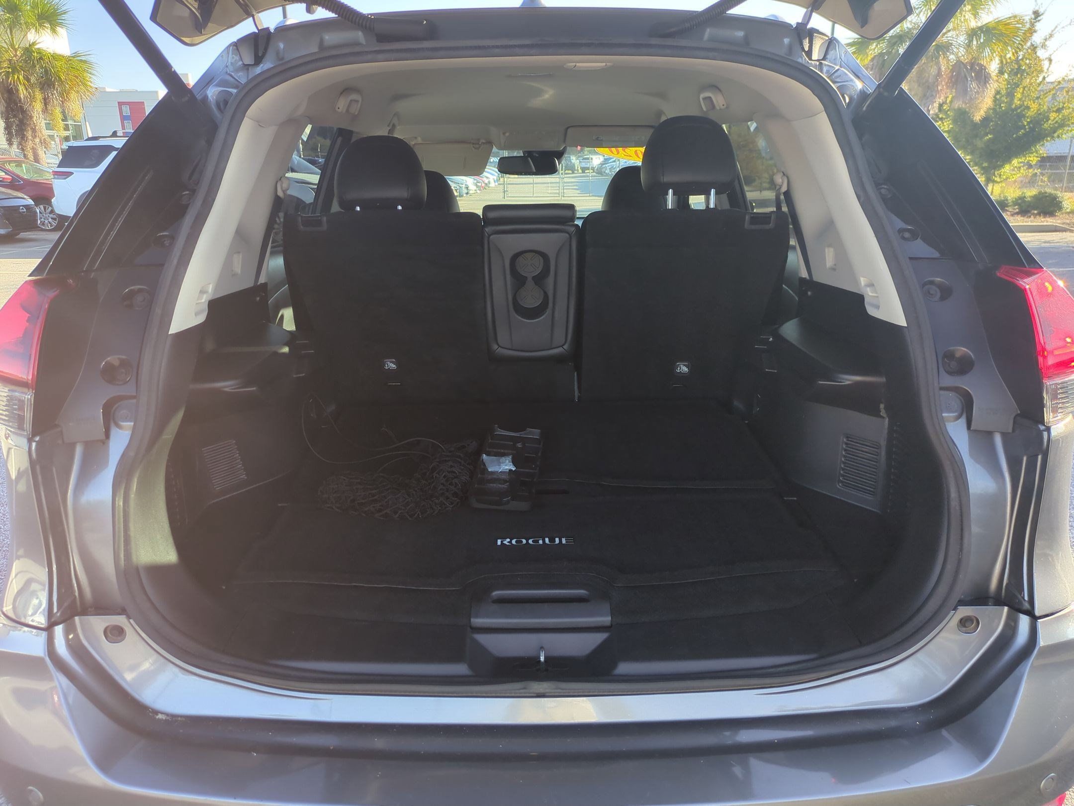 Used 2020 Nissan Rogue SL FWD image 30