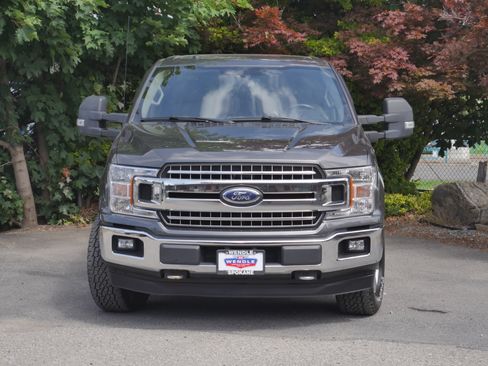 Used 2018 Ford F150 XLT w/ Equipment Group 302A Luxury AWD/4WD image 33