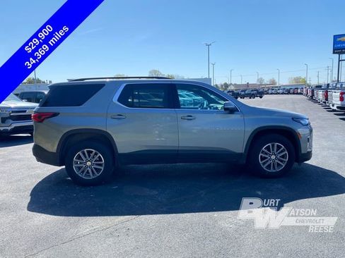 Used 2023 Chevrolet Traverse LT FWD image 9