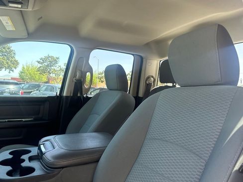 Used 2018 RAM 1500 Express RWD image 14