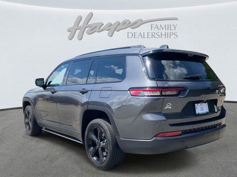 Used 2024 Jeep Grand Cherokee L Limited w/ Luxury Tech Group II RWD image 8