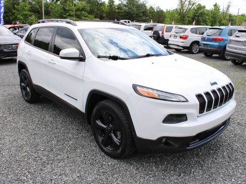 Used 2016 Jeep Cherokee High Altitude AWD/4WD image 4