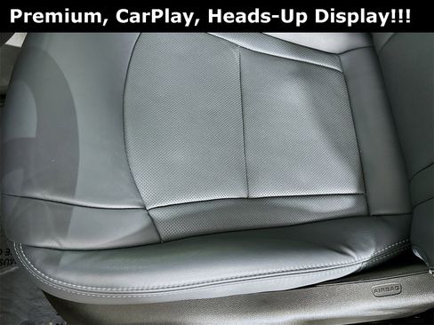 Used 2024 Buick Enclave Premium image 21