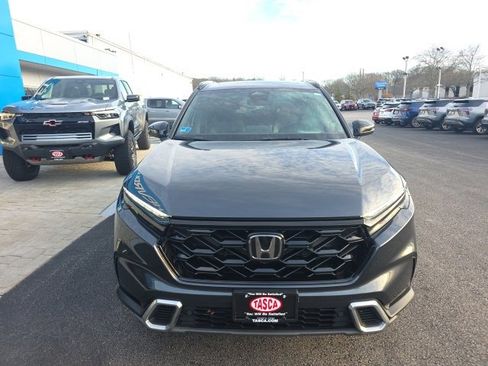 Used 2023 Honda CR-V Sport Touring image 2