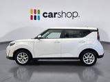 Used 2023 Kia Soul LX w/ LX Technology Package image 2