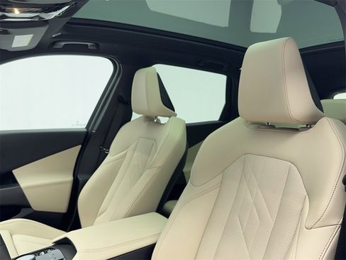 Used 2025 BMW X3 xDrive30i image 38