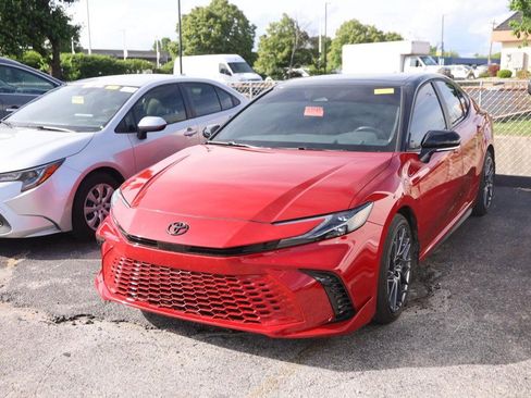 Used 2025 Toyota Camry XSE w/ Premium Package AWD/4WD image 4