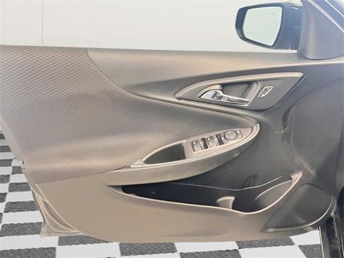 Used 2021 Chevrolet Malibu LT image 20