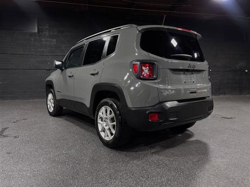 Used 2021 Jeep Renegade Latitude w/ Sun & Sound Group image 3