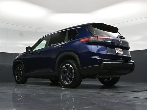 Used 2025 Nissan Rogue SV AWD/4WD image 60