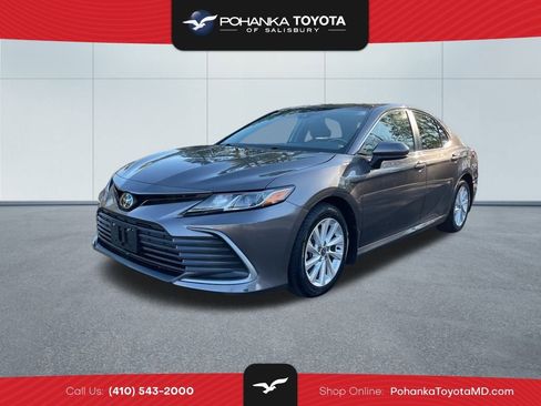 Certified 2024 Toyota Camry LE image 1