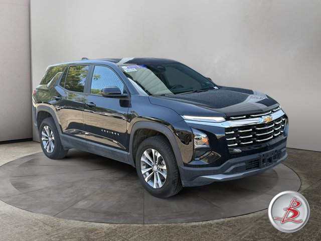 Used 2026 Chevrolet Equinox LT AWD/4WD image 1