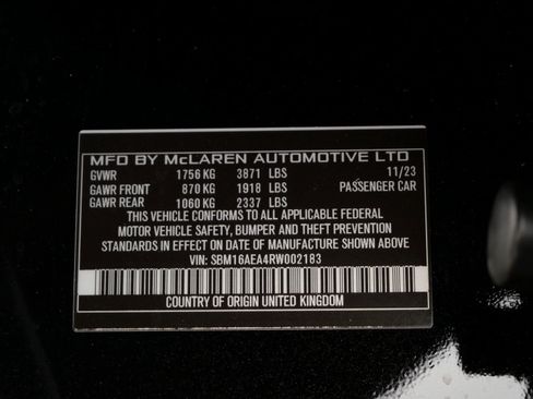 Used 2024 McLaren Artura Performance image 28