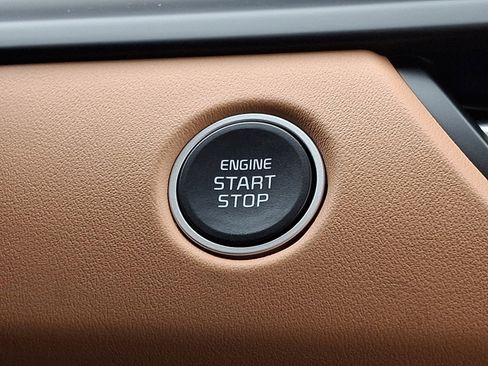 New 2026 Kia Seltos EX image 17