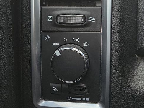 Used 2024 RAM 1500 Classic Warlock image 22