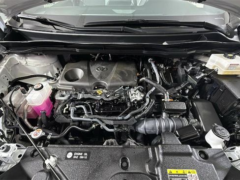 Used 2024 Toyota Sienna XSE image 38