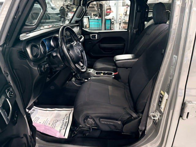 Used 2022 Jeep Gladiator Sport AWD/4WD image 38