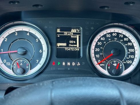 Used 2022 RAM 1500 Classic SLT image 26