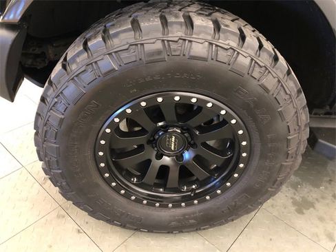 Used 2023 Ford Bronco Outer Banks image 4