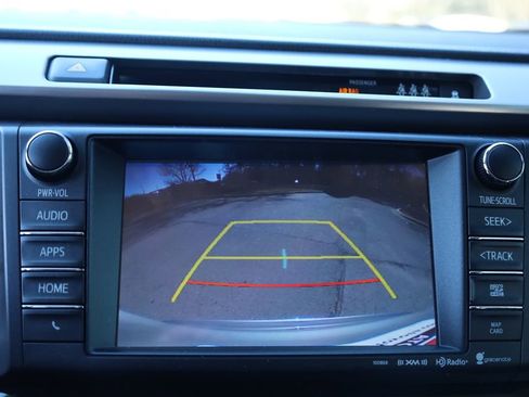 Used 2018 Toyota RAV4 Limited image 26