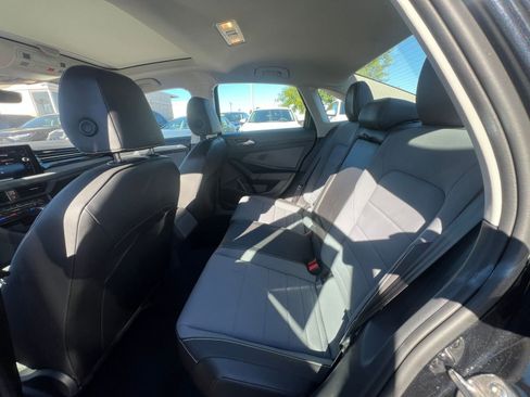 Used 2025 Volkswagen Jetta SE image 25