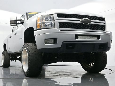 Used 2013 Chevrolet Silverado 2500 LTZ w/ LTZ Plus Package image 43