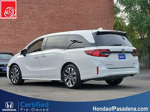 Certified 2026 Honda Odyssey Elite image 7