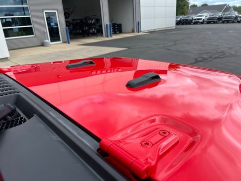 Used 2022 Jeep Wrangler Sport image 12