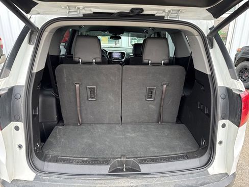 Used 2018 GMC Acadia SLT image 11