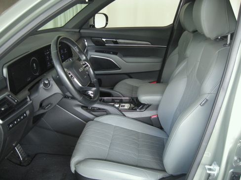 Used 2024 Kia Telluride SX X-Line image 8