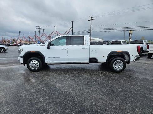 Used 2026 GMC Sierra 3500 Denali w/ Denali Reserve Package AWD/4WD image 10