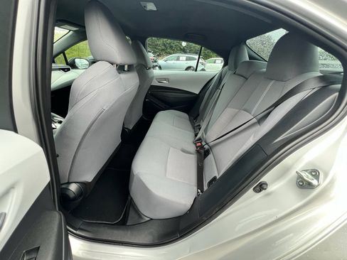 Used 2022 Toyota Corolla SE FWD image 22