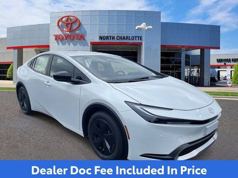 New 2026 Toyota Prius Plug-In Hybrid FWD image 1