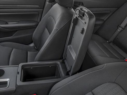 New 2026 Nissan Altima 2.5 SV image 10