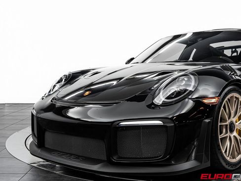 Used 2018 Porsche 911 GT2 RS image 15