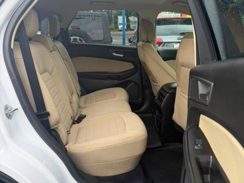 Used 2018 Ford Edge SE AWD/4WD image 21