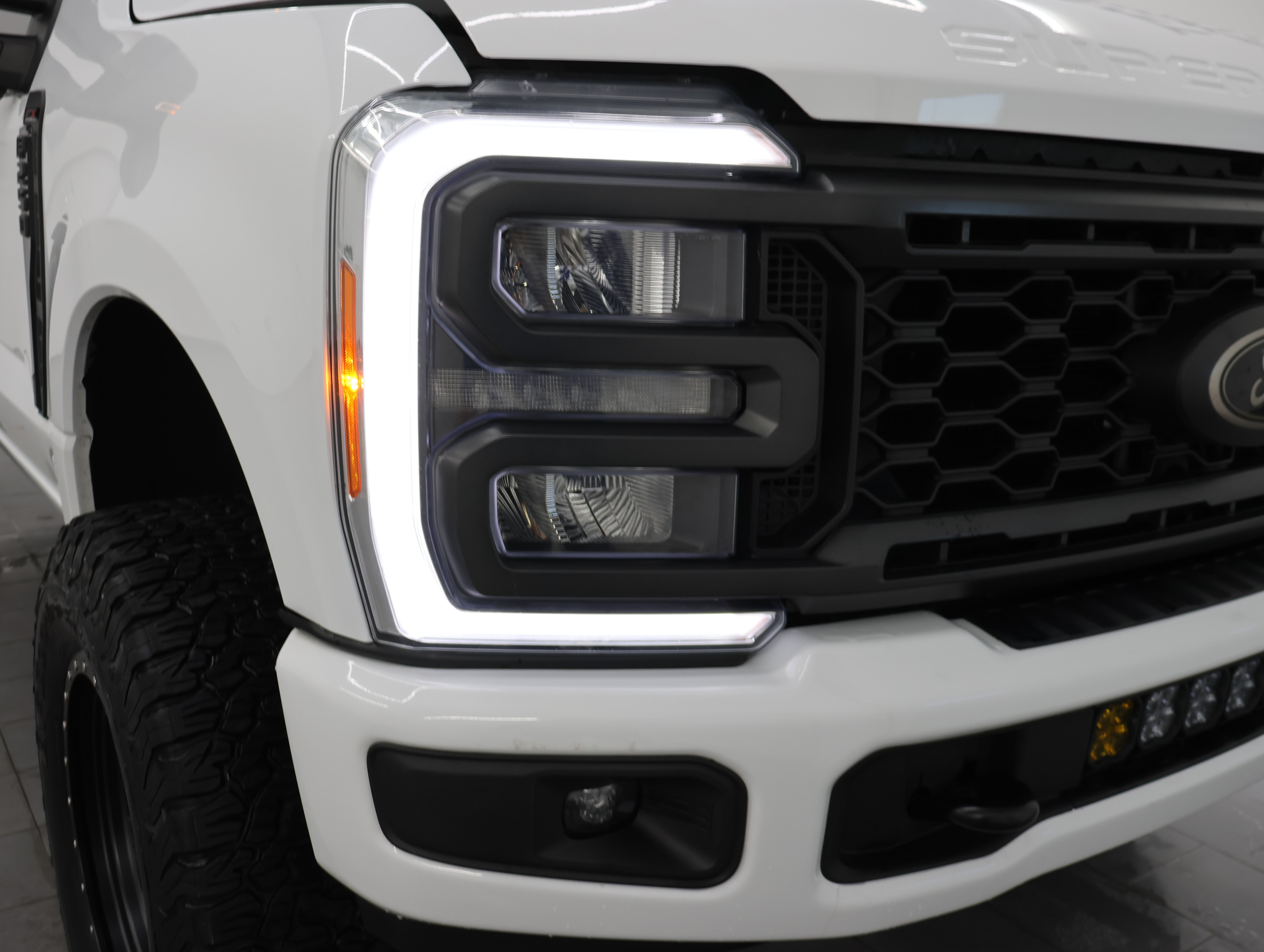 Used 2023 Ford F250 XL w/ STX Appearance Package AWD/4WD image 22