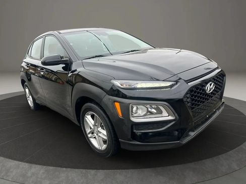 Used 2021 Hyundai Kona SE AWD/4WD image 3