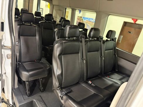 Used 2023 Ford Transit 350 XL RWD image 28