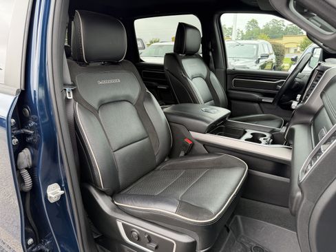 Used 2023 RAM 1500 Laramie AWD/4WD image 30