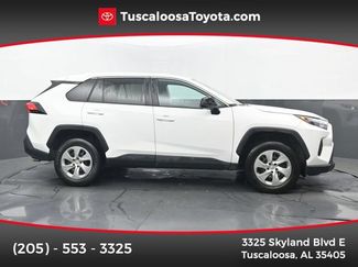 Used 2023 Toyota RAV4 LE FWD video 1